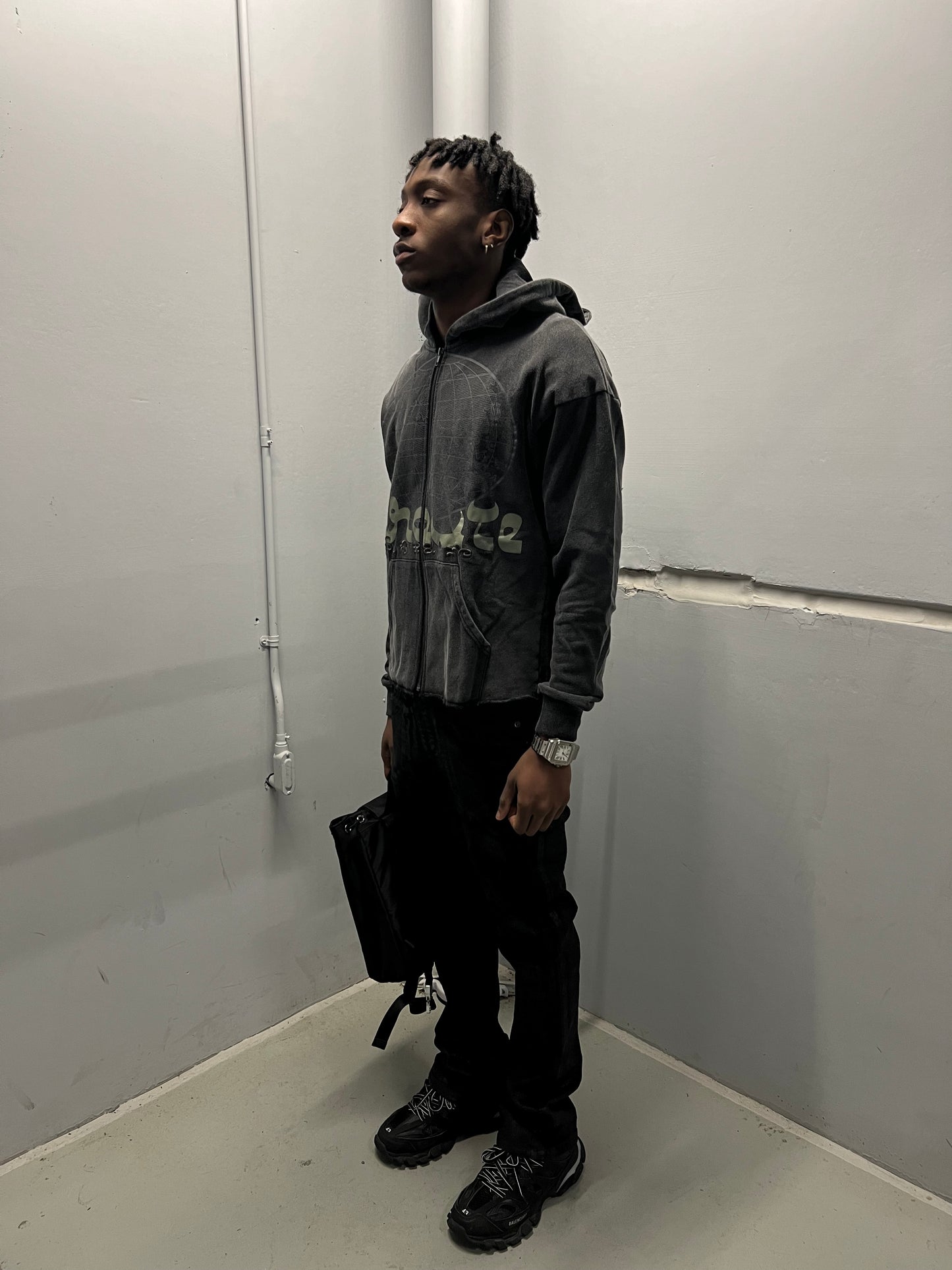 REROUTE "GLOBAL DESCENTS" HOODIE